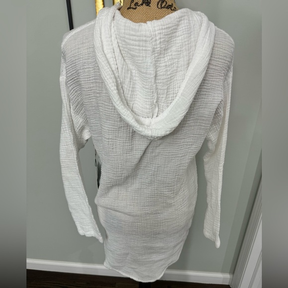 Marshalls department store find. Sandy Beach Swimwear Coverup Top! - Picture 3 of 5